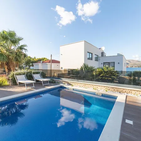Villa With 2 Pools, And Sauna Sunce Trogir