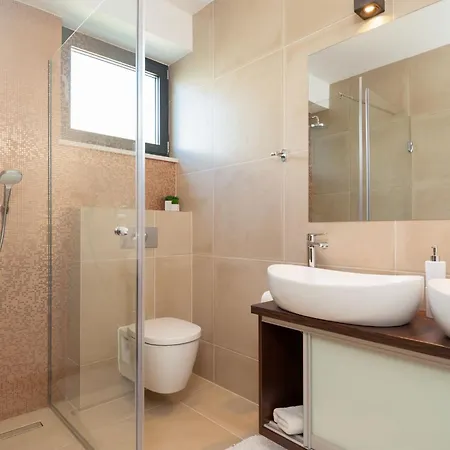 With 2 Pools, And Sauna Sunce * Трогир