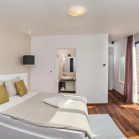 With 2 Pools, And Sauna Sunce