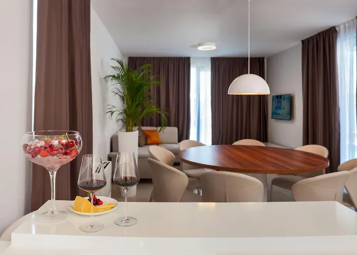 Villa With 2 Pools, And Sauna Sunce