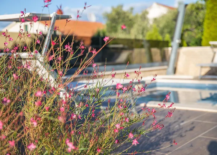 Villa With 2 Pools, And Sauna Sunce Trogir