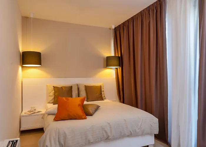 Villa With 2 Pools, And Sauna Sunce *