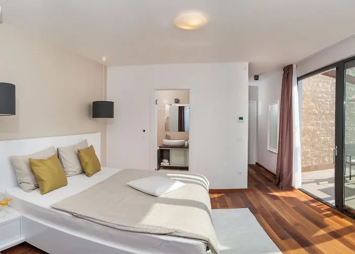 With 2 Pools, And Sauna Sunce