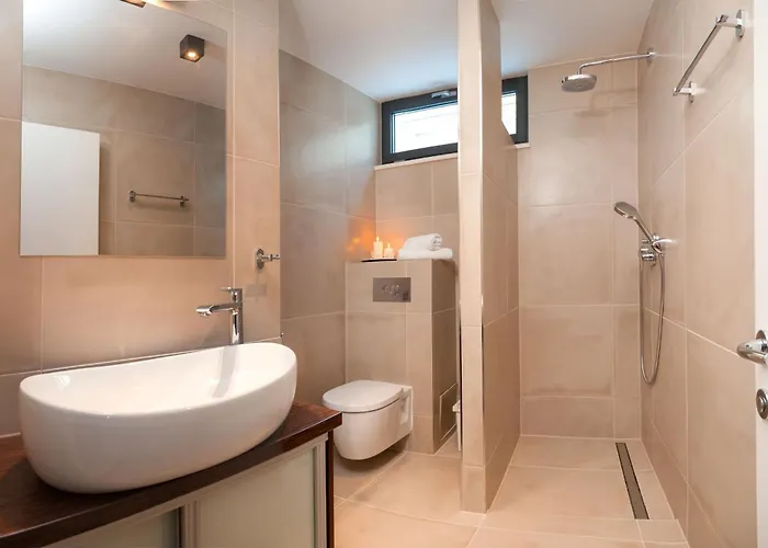 Villa With 2 Pools, And Sauna Sunce