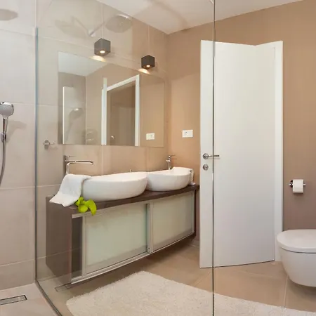 With 2 Pools, And Sauna Sunce *